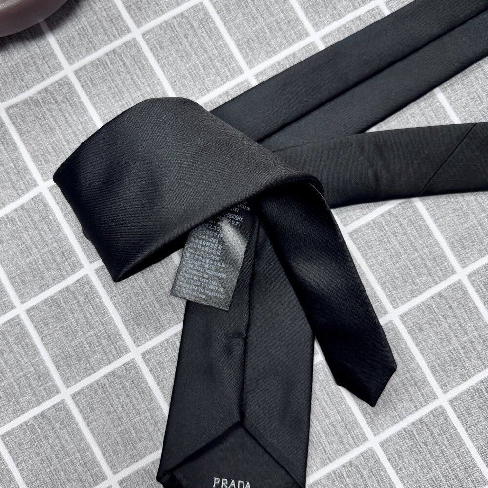PRADA Black Tie ❤️‍🔥  Brand new - Picture 5 of 8